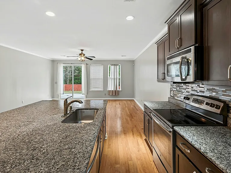 194 Cypress Forest Dr — Photo 9