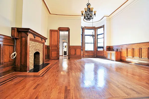 Rented by Balass Ralph, LREB | media 8