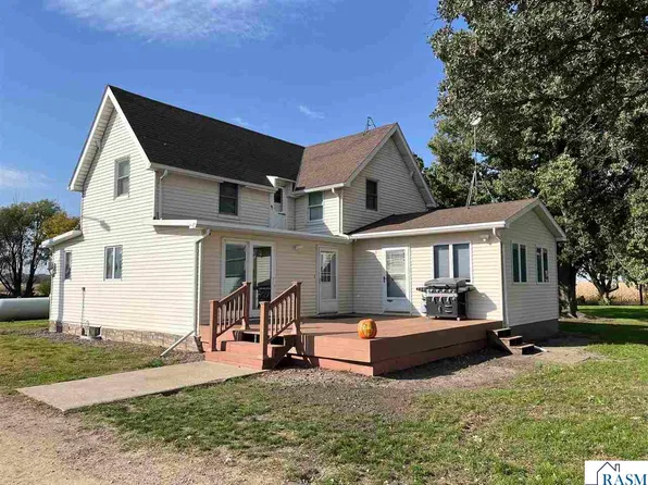37387 745th Ave, Saint James, MN 56081