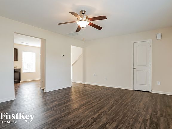4th image of 2200 Matthew Oaks Ct