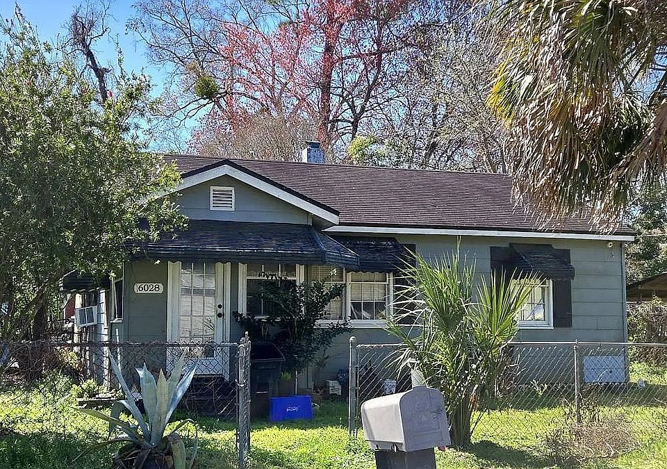 1st image of 6028 Hyram Ave