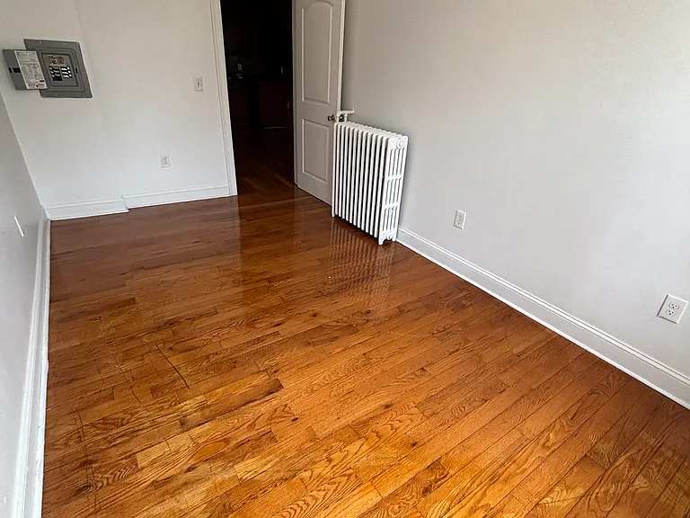 92 Woodlawn Ave #1 — Photo 9