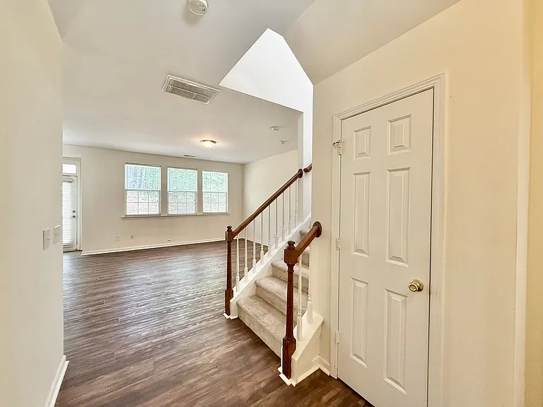 2913 Glade Aster Ct — Photo 2