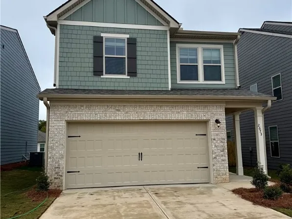 2673 Stokes Dr, Opelika, AL 36804