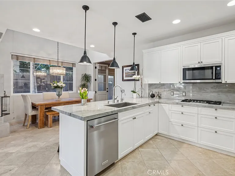 610 Marigold Ave — Photo 12