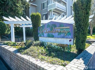 Le Chardonnay, Woodinville, WA 98072