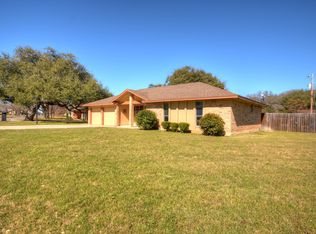 2001 Westwood Ln, Georgetown, TX 78628