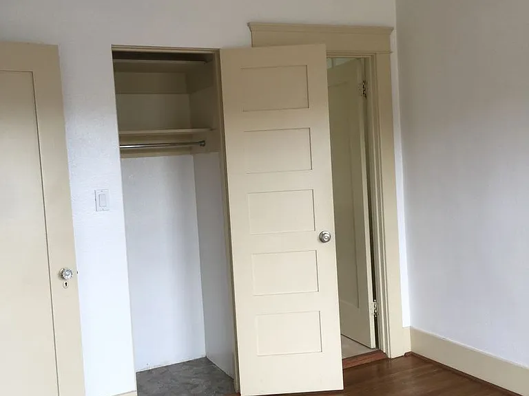 Fenced 3 Bedroom House with Two Car Driveway! Located in the Heart of North Park! In Unit Washer ... — Photo 21