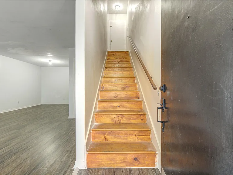 6723 Tarnef Dr #723 — Photo 10