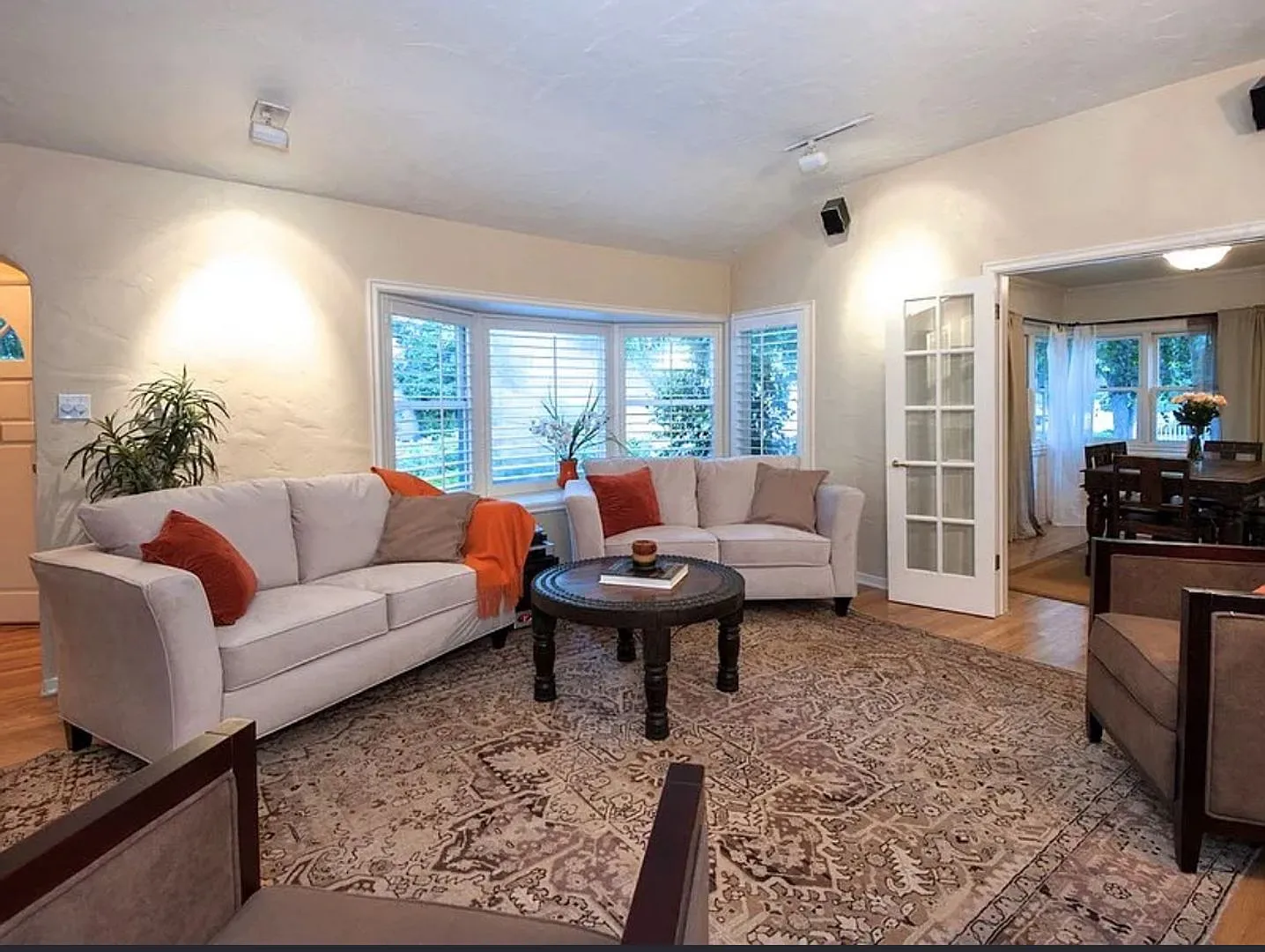 HUGE 3B/2Ba house for rent in Studio City!! — Photo 4