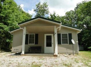 1418 Beaver Lake Rd, Lawrenceburg, KY 40342