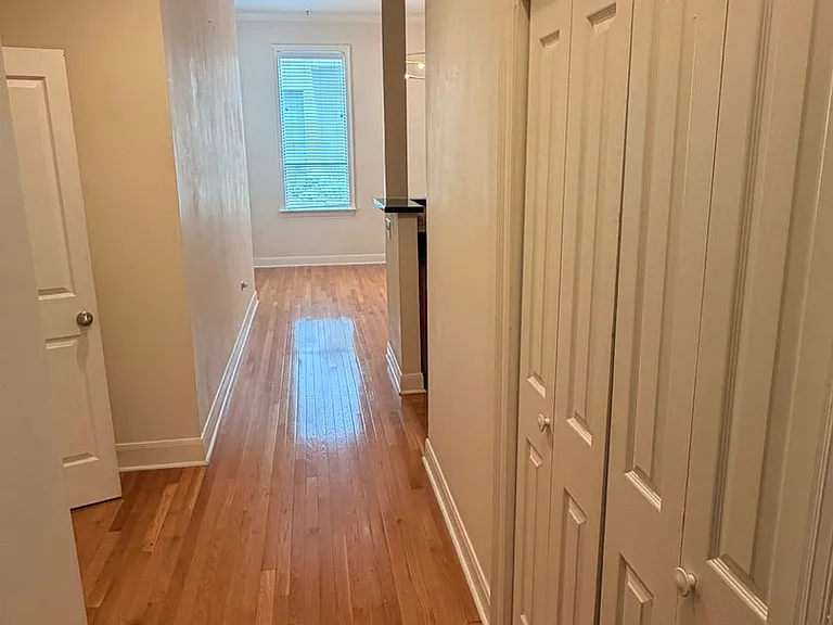 330 Julia St #225 — Photo 1