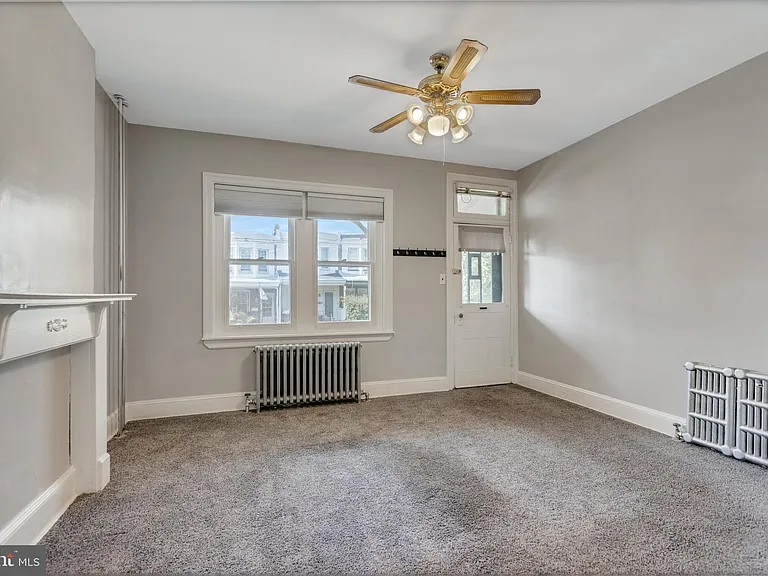 427 Ripka St — Photo 4