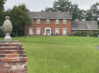 205 Lower Middle Creek Rd, Kunkletown, PA 18058