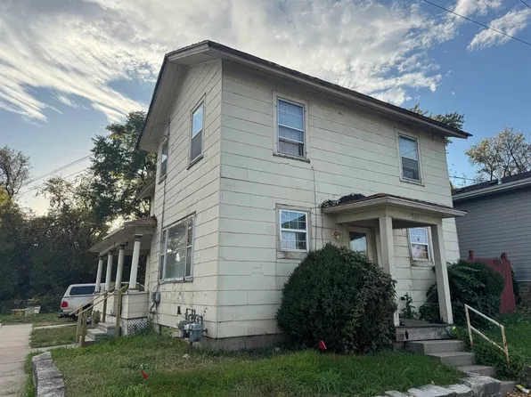 125 Glen St, Janesville, WI 53545