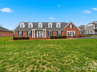 8 Morningside Dr, Granite Falls, NC 28630