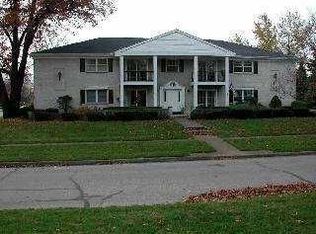 6537 Woodhall Dr APT 5, Sylvania, OH 43560