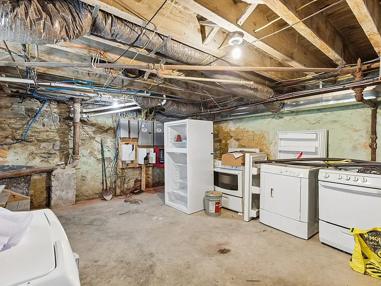 24 E Mount Pleasant Ave #1 — Photo 37