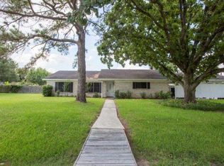 208 Blyth Rd, Victoria, TX 77904