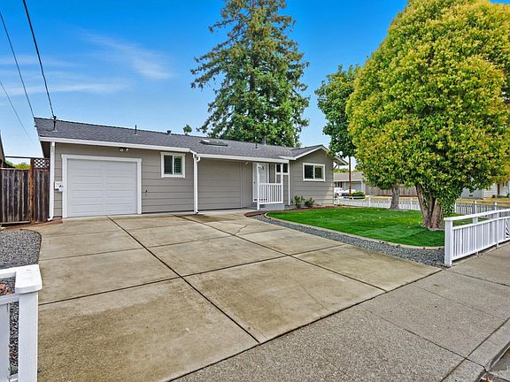 2nd image of 637 Saint Francis Drive
