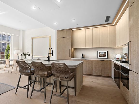2nd image of 249 E 62nd St #9B