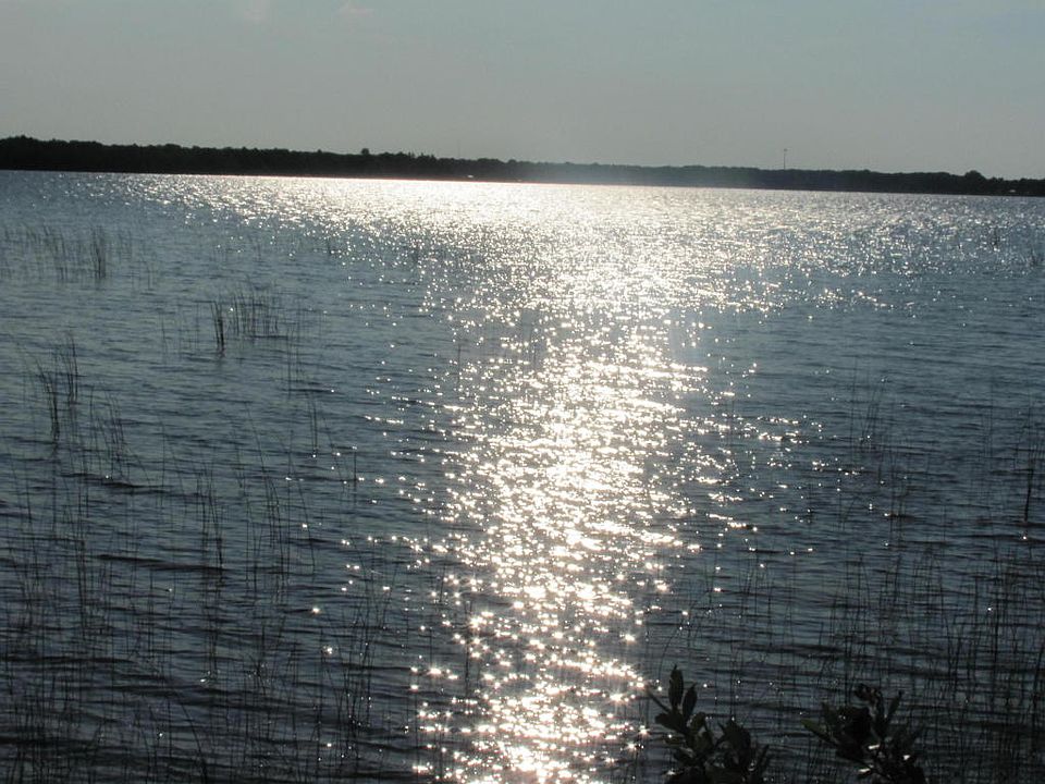 1st image of 9200 Lakeshore Dr