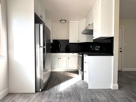 2nd image of 1640 Stokes St APT 4