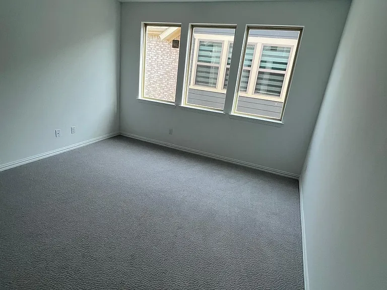4536 Cypress Thorn Dr — Photo 16