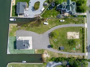 200 Lot B Clocks Boulevard, Massapequa, NY 11758