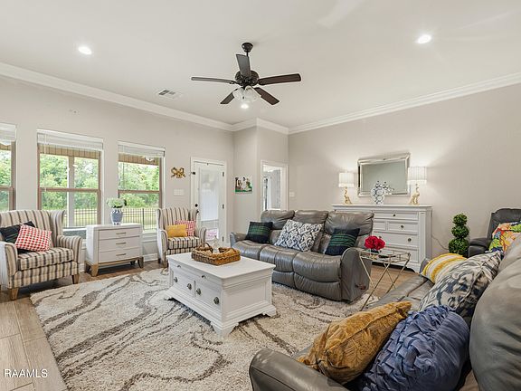 5th image of 129 Wild Cherry Ln