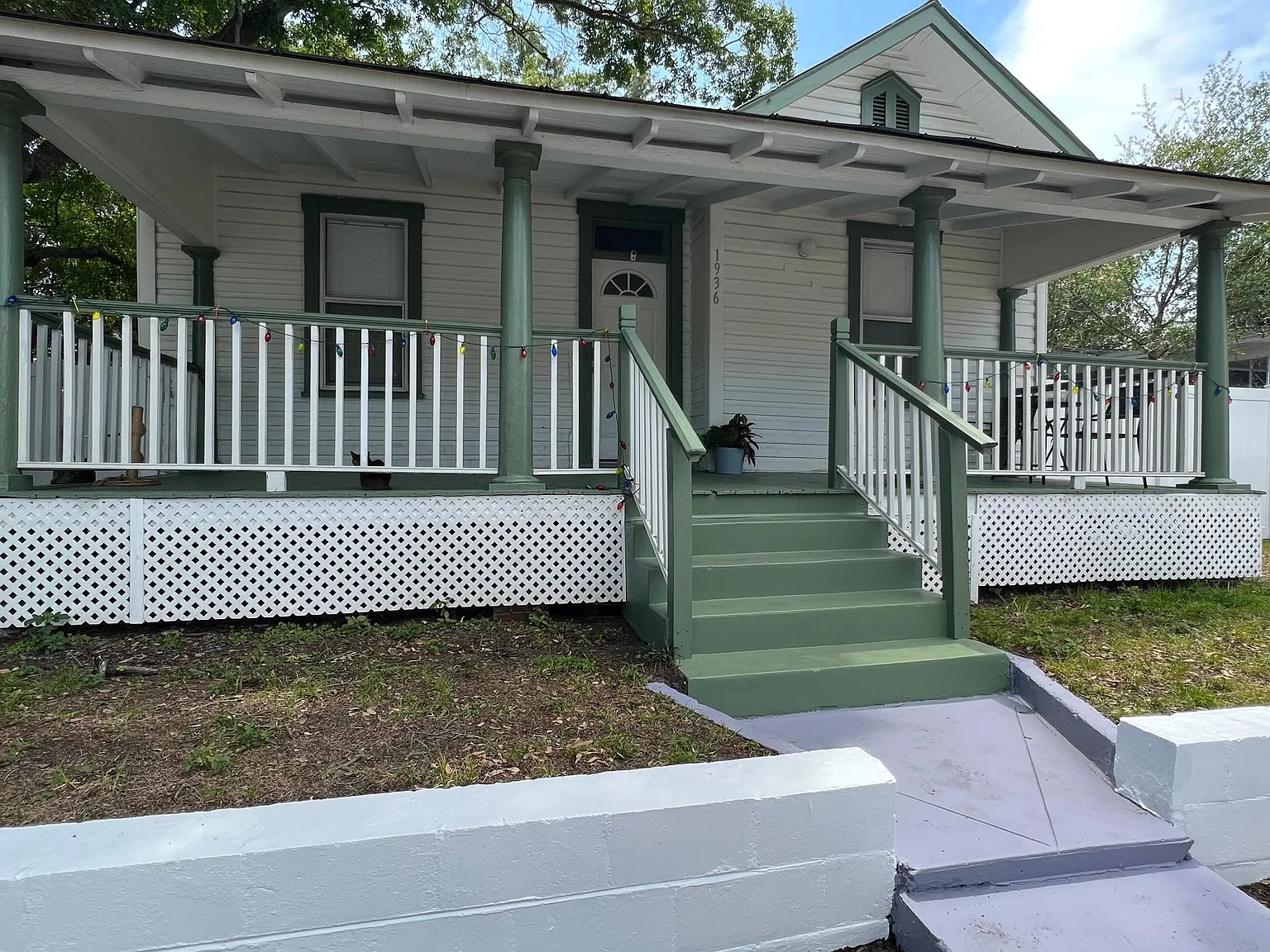 3 bed, 1000 sqft, $3,000 — Photo 1