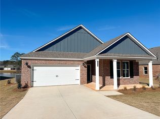 2529 Farmville Lakes Dr, Auburn, AL 36830