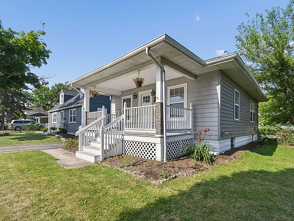 5th image of 87 Maple Dr
