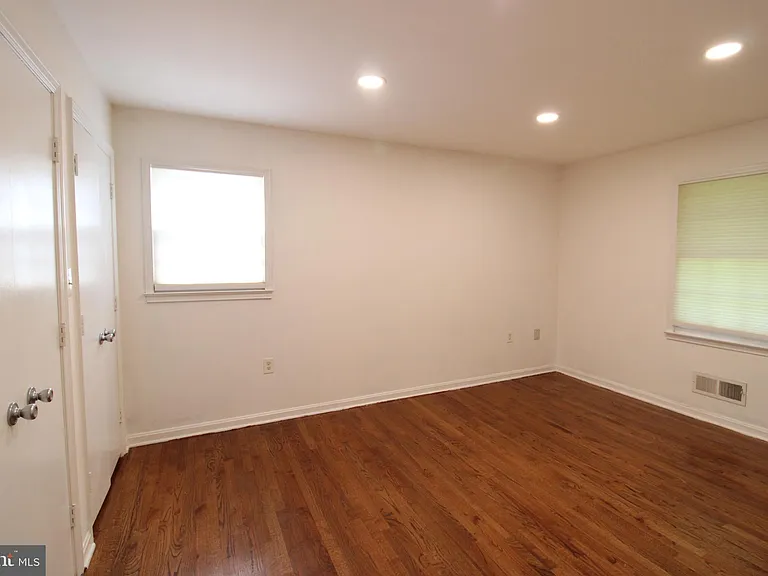 4918 Althea Dr — Photo 14