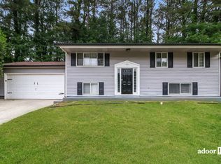 5963 Heather Ct, Riverdale, GA 30296