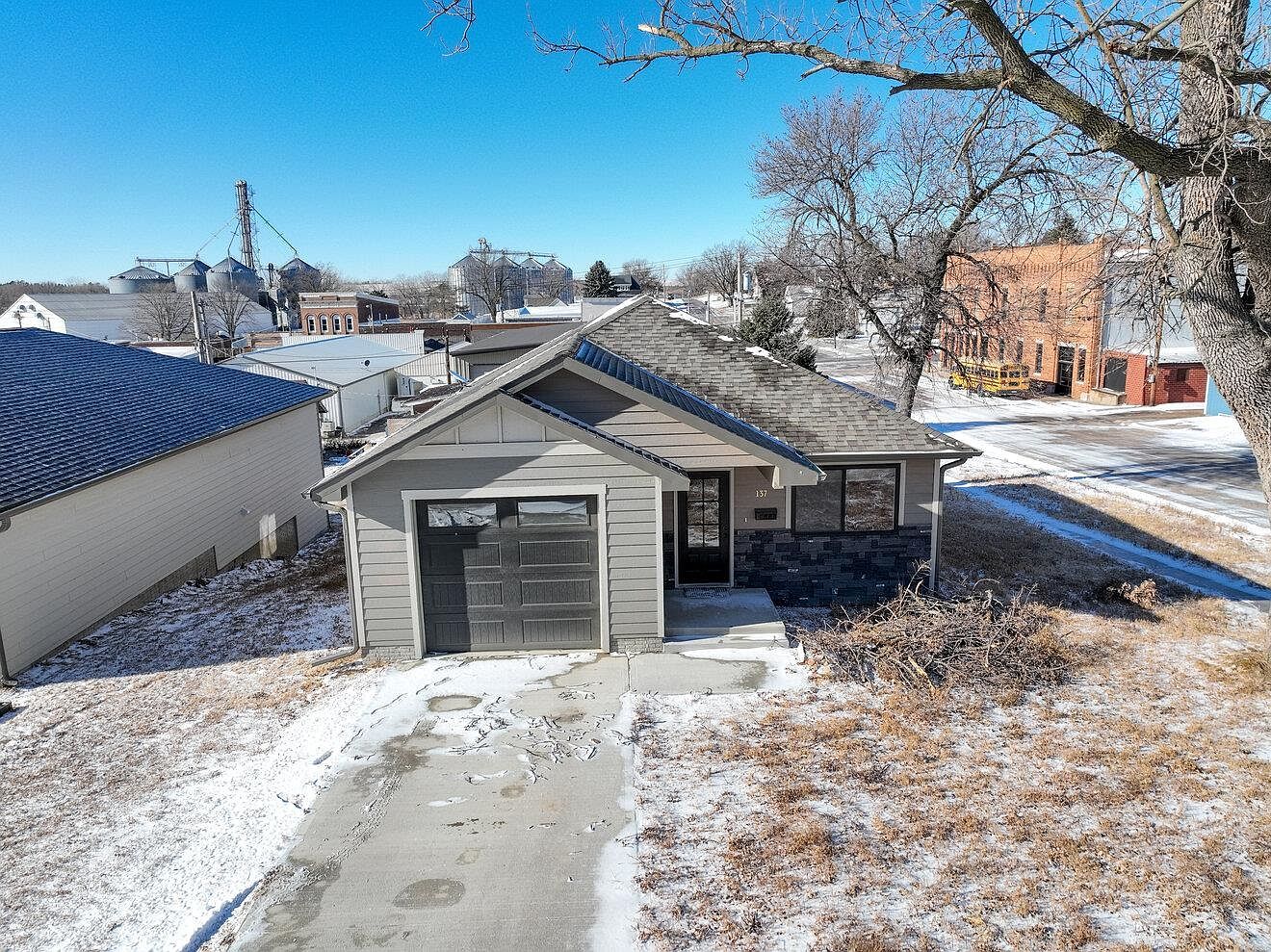 137 N Elm St, Leigh, NE 68643 Zillow
