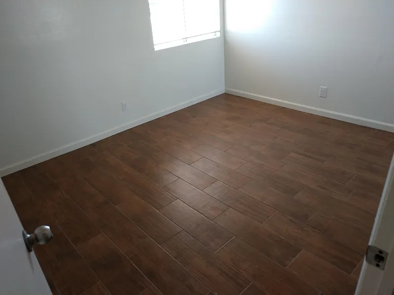7625 California City Blvd — Photo 3