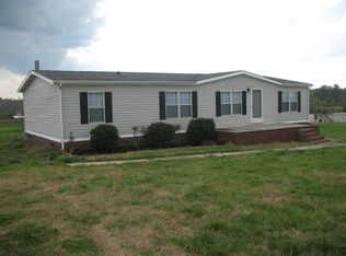 1064 Lavender Rd, Grover, NC 28073