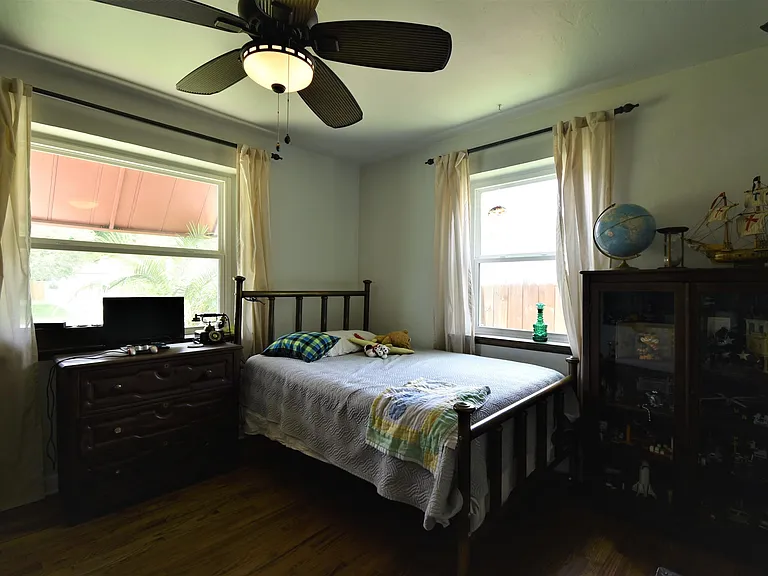 4641 Blount Ave — Photo 20
