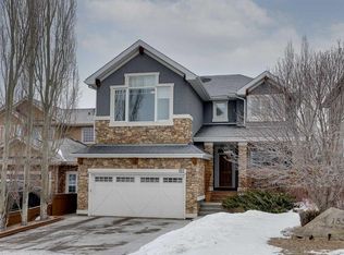 153 W Cranridge Ter SE, Calgary, AB T3M0H9