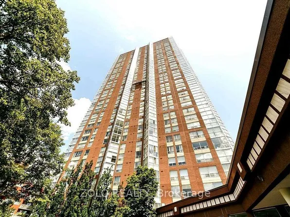 7 Concorde Pl, Toronto, ON