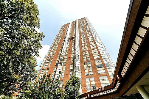 7 Concorde Pl #3601 Photo 1
