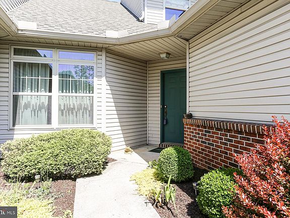 3rd image of 5311 Cobblestone Dr