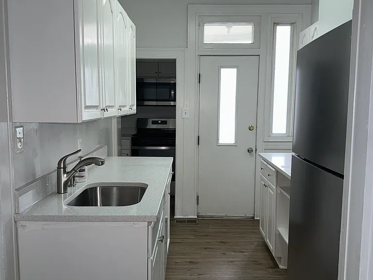 119 Ventnor Ter — Photo 5