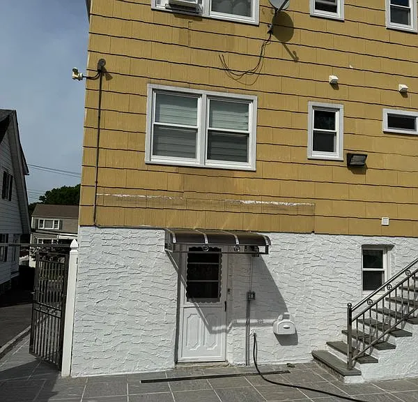 247 Mile Square Rd #1 — Photo 3