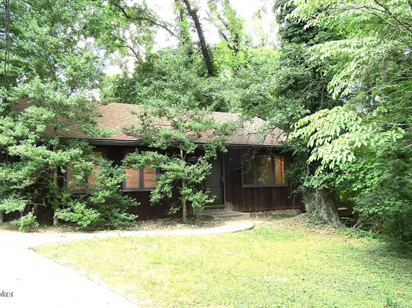 1015 N Pope Lick Rd, Louisville, KY 40299
