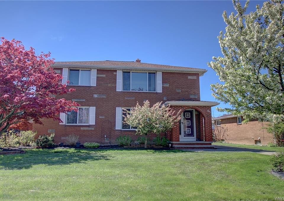 1st image of 65 Sandra Dr