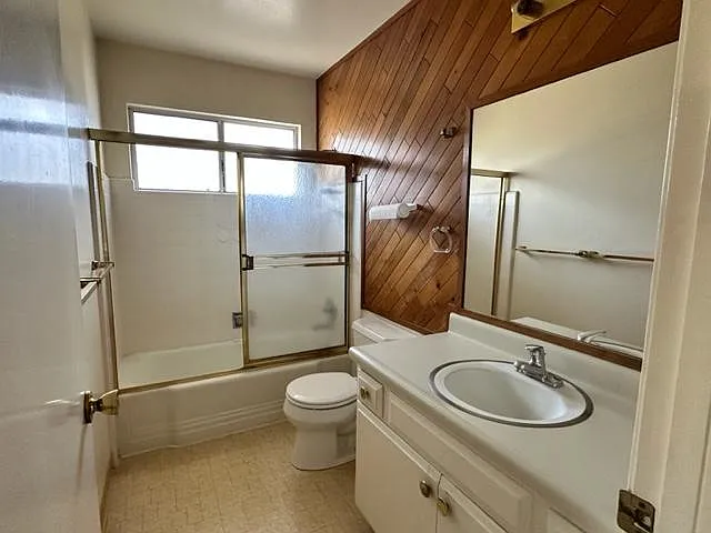 332 Carriage Dr #2 — Photo 9