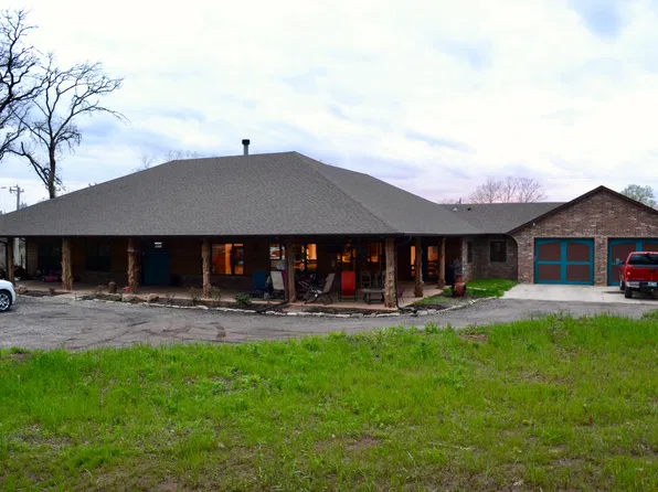 1128 Flaming Oaks Dr, Norman, OK 73026