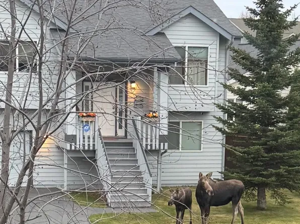 5720 Kenai Fjords Loop, Anchorage, AK 99502